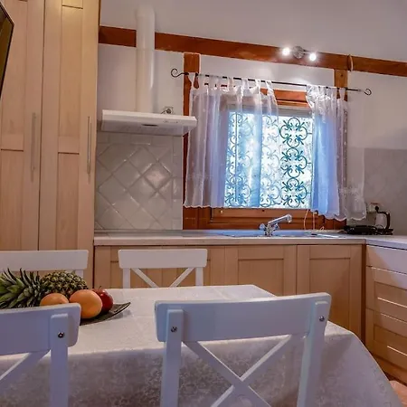 Pure Nature Haven By The Sea With Hot Tub *