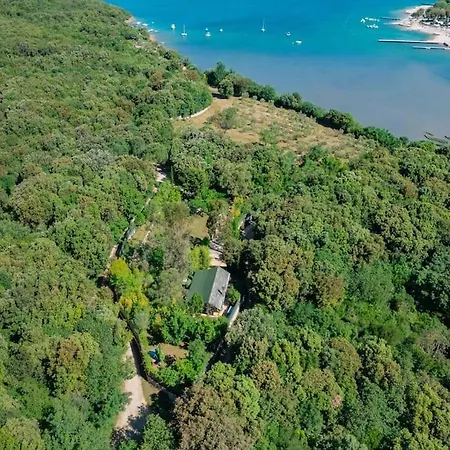 Pure Nature Haven By The Sea With Hot Tub Holiday home