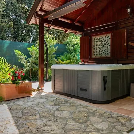 Pure Nature Haven By The Sea With Hot Tub Holiday home *