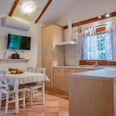 Pure Nature Haven By The Sea With Hot Tub Holiday home *