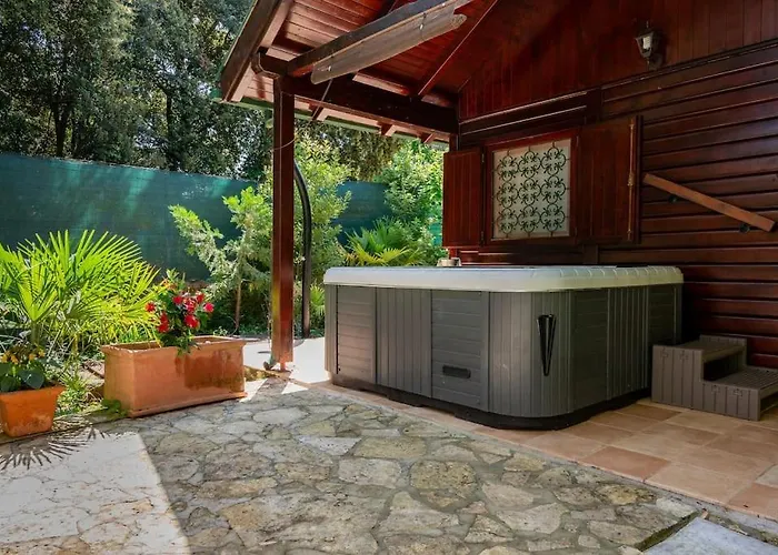 Pure Nature Haven By The Sea With Hot Tub Σπίτι διακοπών *