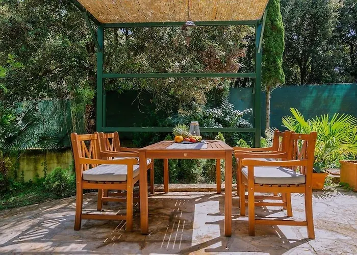 Pure Nature Haven By The Sea With Hot Tub